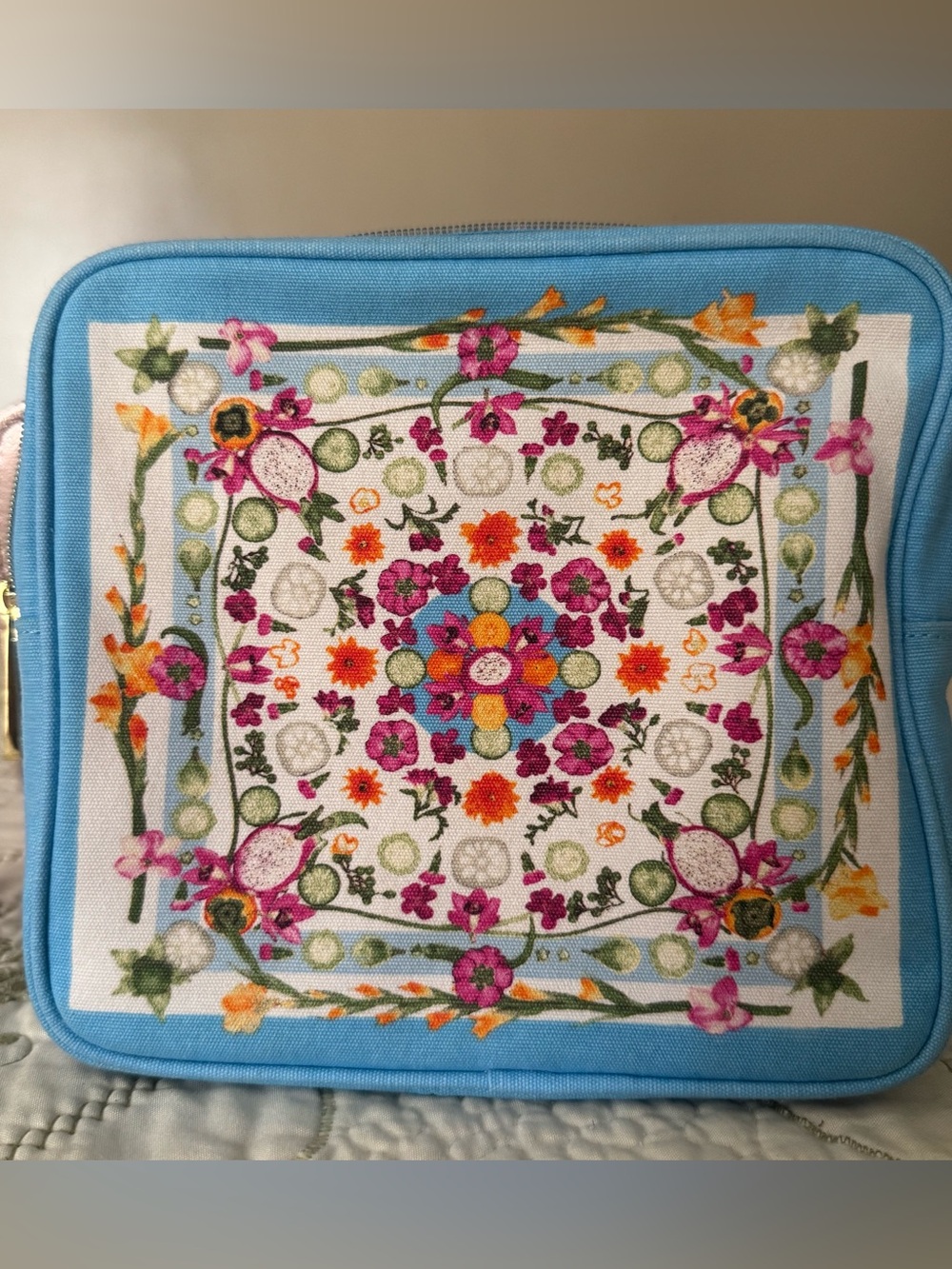 Estée Lauder Blue Floral  Cosmetic Pouch